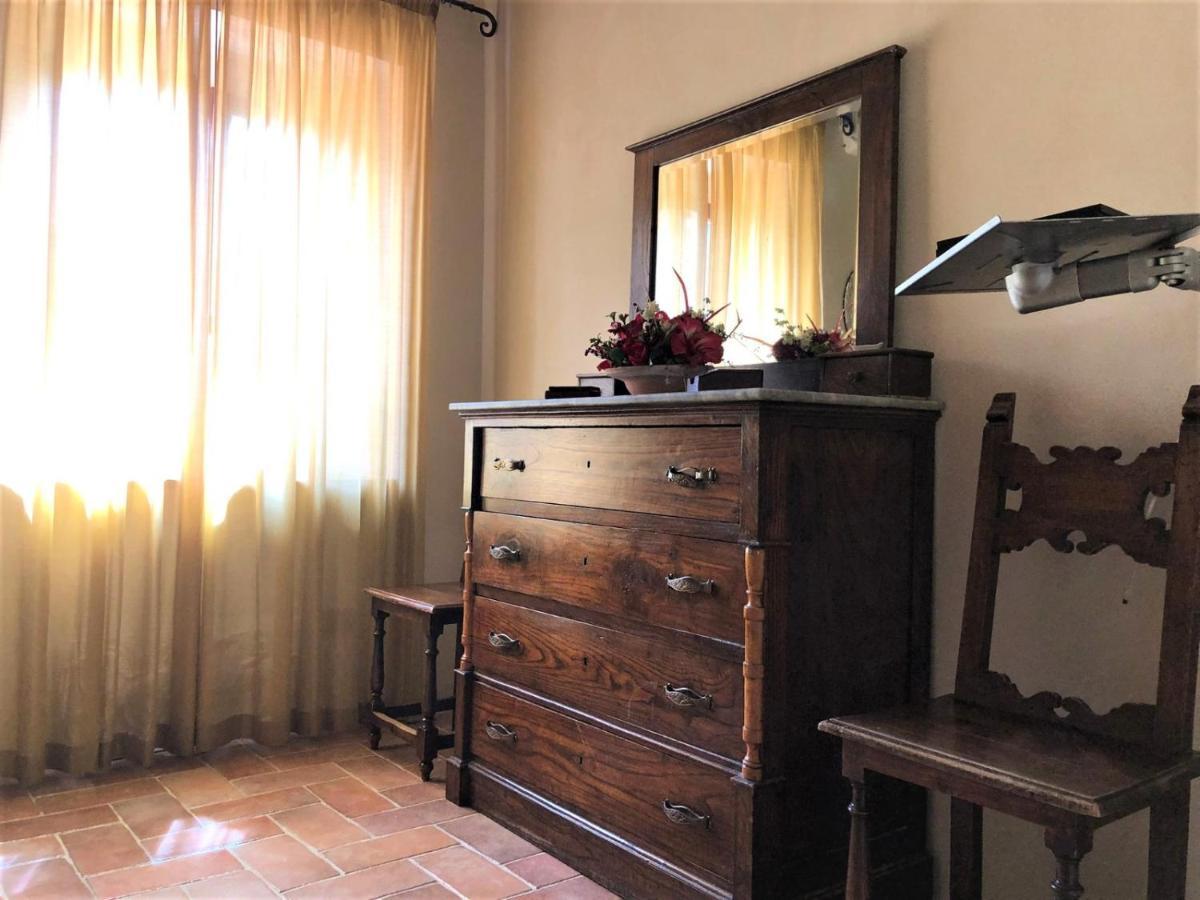 Borgo Romena Hotel ปราโตแวคคิโอ ภายนอก รูปภาพ