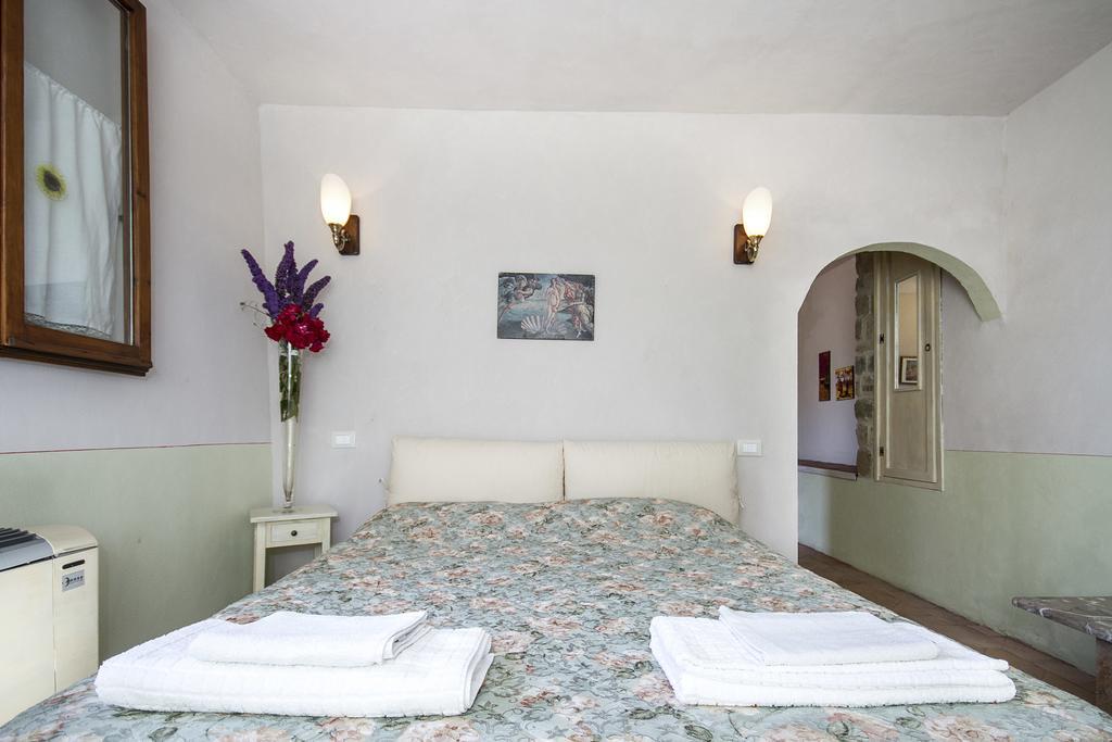Borgo Romena Hotel ปราโตแวคคิโอ ภายนอก รูปภาพ